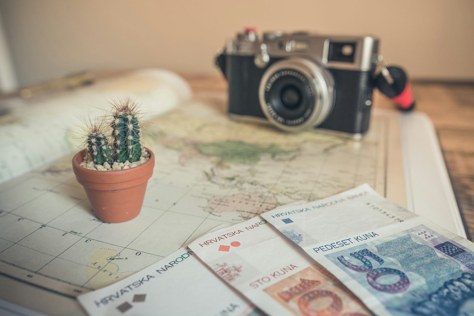 Budget planning checklist for weekend city trips