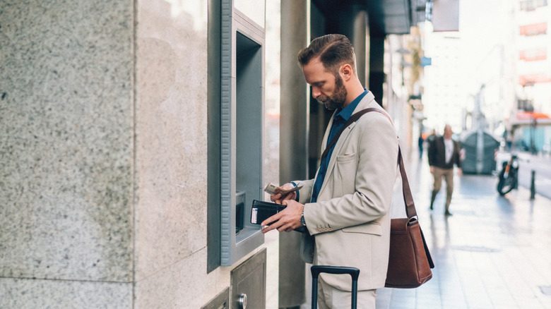 Avoid Currency and ATM Traps on International Trips