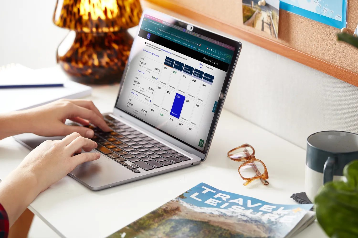 Hybrid Flight Booking Strategy: Airlines vs OTAs