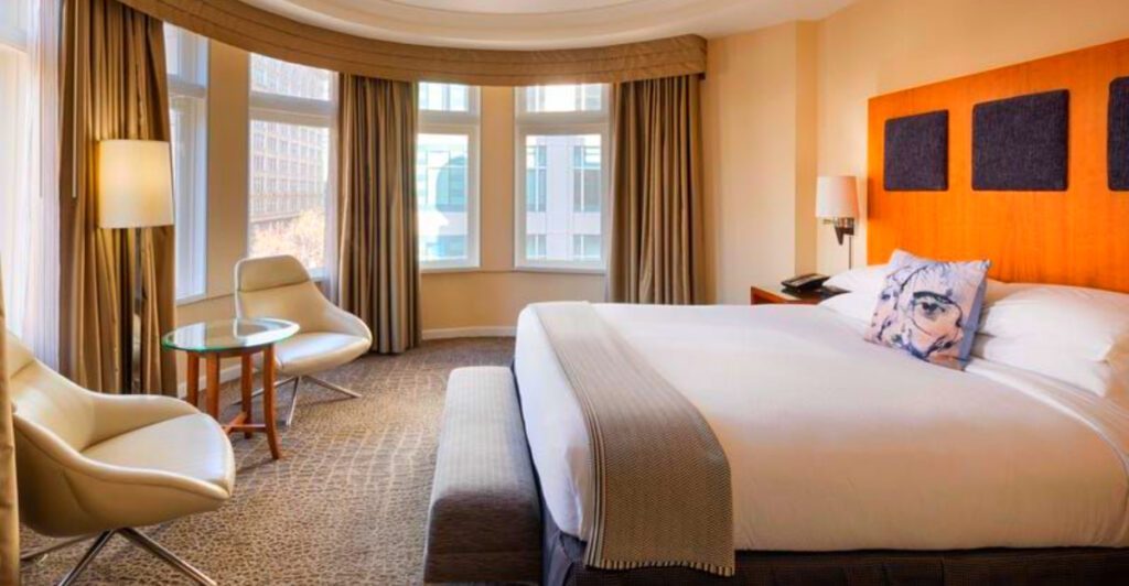 Hidden Costs of Last-Minute Hotel Deals Explained