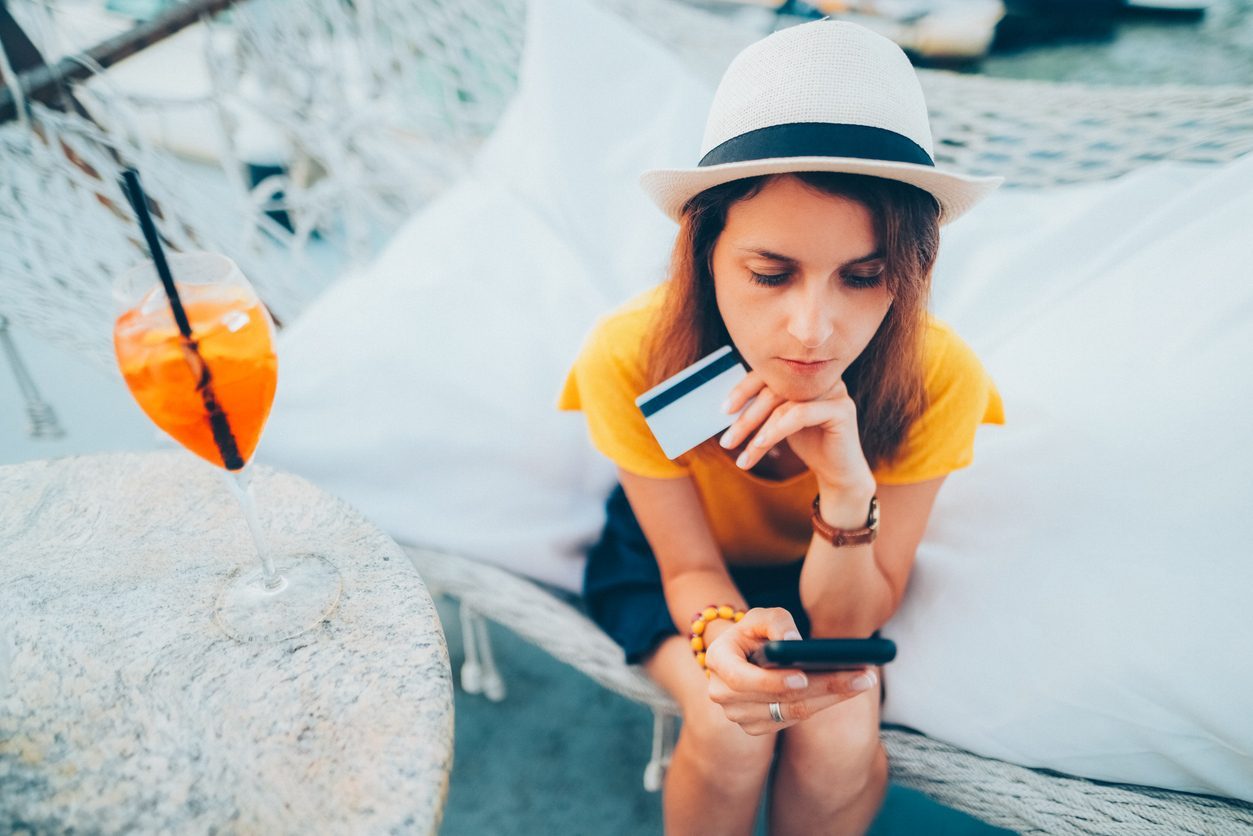 Hidden Travel Costs First-Timers Forget: City Taxes, Roaming Fees and Transport Passes
